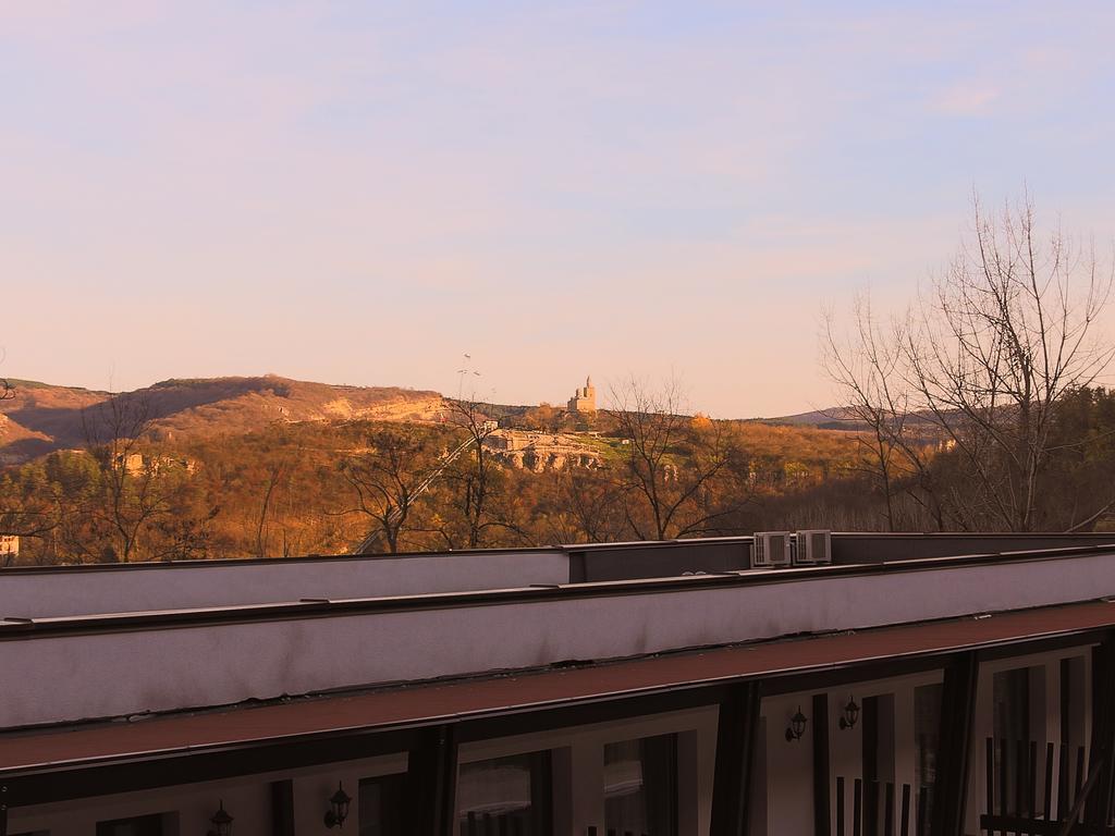 Park Hotel Asenevtsi เวลีคอเทอร์โนโว ภายนอก รูปภาพ
